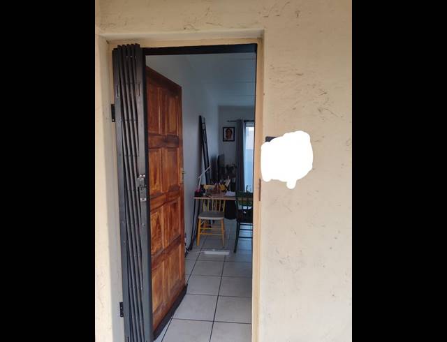 1 BEDROOM APARTMENT FOR SALE IN PARKDENE